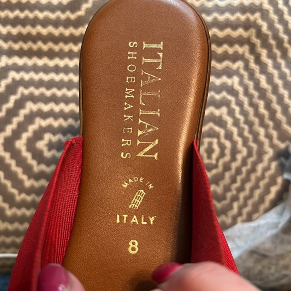 Beautiful red strap sandals by Italian Shoemaker. 1/2" heel. Great shape! - Picture 2 of 7